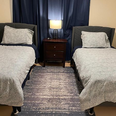 הוילה הנדרסון Newly Remodeled Family Friendly 3B/2B House מראה חיצוני תמונה