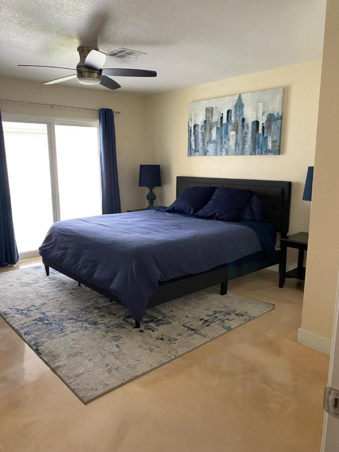 הוילה הנדרסון Newly Remodeled Family Friendly 3B/2B House מראה חיצוני תמונה